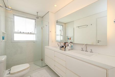 Apartamento à venda com 185m², 3 quartos e 3 vagas