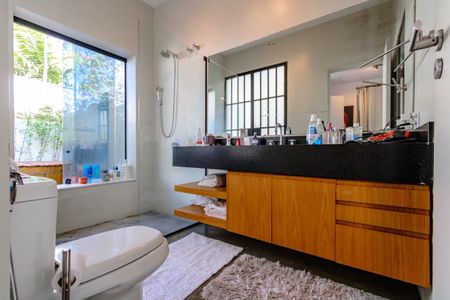 Casa à venda com 600m², 5 quartos e 10 vagas
