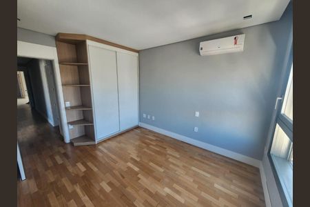 Apartamento à venda com 275m², 4 quartos e 4 vagas