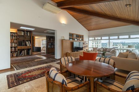 Apartamento à venda com 384m², 2 quartos e 4 vagas Apartamento à venda com 384m², 2 quartos e 4 vagasSala 4