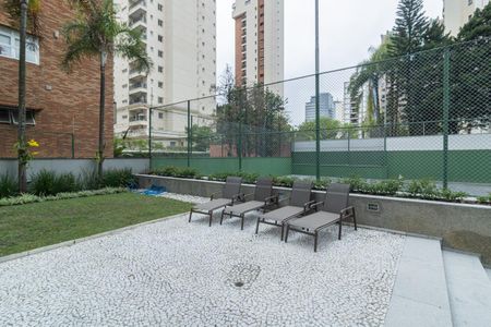 Apartamento à venda com 384m², 2 quartos e 4 vagas Apartamento à venda com 384m², 2 quartos e 4 vagasPiscina