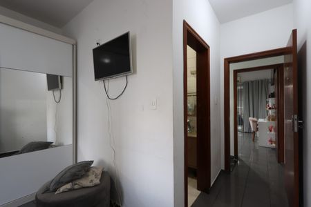 Casa à venda com 240m², 3 quartos e 4 vagasSuíte 1