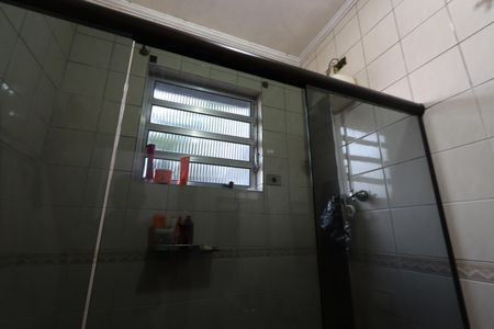 Casa à venda com 240m², 3 quartos e 4 vagasBanheiro da Suíte 1