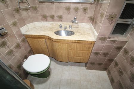 Apartamento à venda com 66m², 3 quartos e sem vagaBanheiro