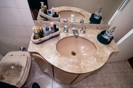 Apartamento à venda com 187m², 3 quartos e 1 vaga Apartamento à venda com 187m², 3 quartos e 1 vagaBanheiro 1