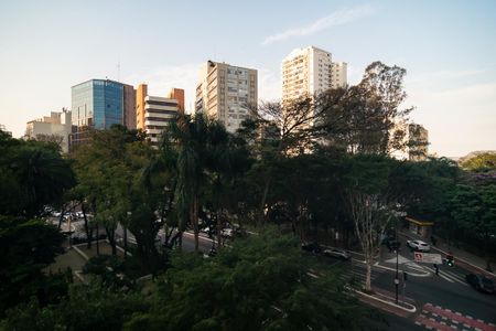 Vista da Sala de apartamento à venda com 3 quartos, 187m² em Bela Vista, São Paulo