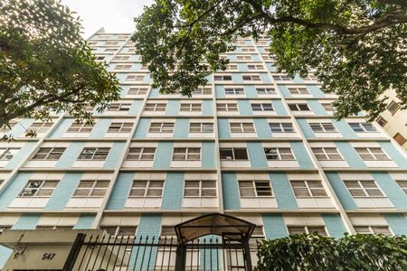 Apartamento à venda com 60m², 2 quartos e sem vaga Apartamento à venda com 60m², 2 quartos e sem vagaFachada