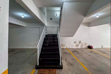 Apartamento à venda com 84m², 2 quartos e 1 vaga Apartamento à venda com 84m², 2 quartos e 1 vagaGaragem