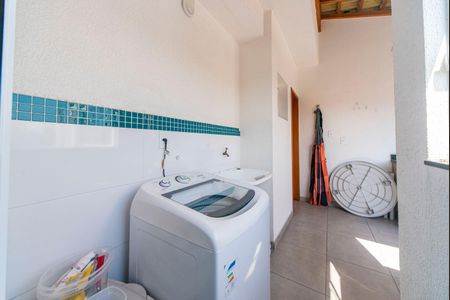 Apartamento à venda com 84m², 2 quartos e 1 vaga Apartamento à venda com 84m², 2 quartos e 1 vagaÁrea de Serviço