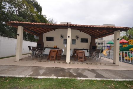 Apartamento para alugar com 45m², 2 quartos e 1 vagaÁrea comum - Churrasqueira