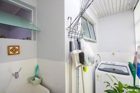 Apartamento à venda com 70m², 2 quartos e 1 vagaÁrea de serviço