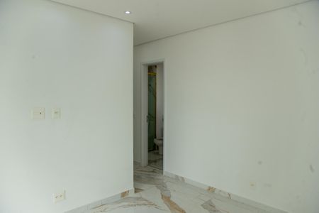 Apartamento à venda com 84m², 3 quartos e 2 vagas Apartamento à venda com 84m², 3 quartos e 2 vagasQuarto Suíte