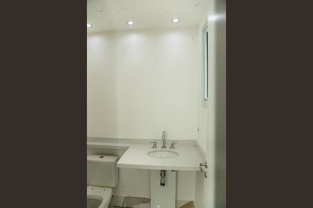 Apartamento à venda com 84m², 3 quartos e 2 vagas Apartamento à venda com 84m², 3 quartos e 2 vagasBanheiro da Suíte
