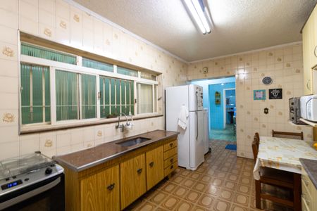 Casa à venda com 180m², 3 quartos e 2 vagasCozinha