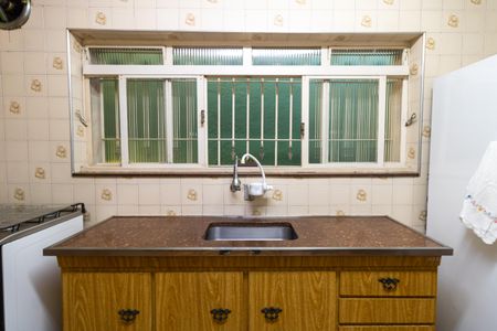 Casa à venda com 180m², 3 quartos e 2 vagasCozinha