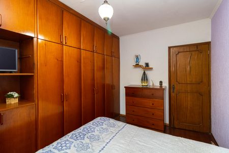 Casa à venda com 180m², 3 quartos e 2 vagasQuarto 1