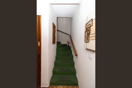 Casa à venda com 180m², 3 quartos e 2 vagasCorredor - Quartos