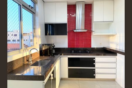 Apartamento à venda com 98m², 3 quartos e 3 vagasCozinha