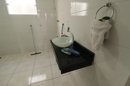 Casa à venda com 293m², 4 quartos e 6 vagasBanheiro da Suíte 1