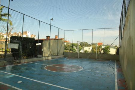 Apartamento à venda com 67m², 3 quartos e 1 vagaÁrea comum - Quadra esportiva