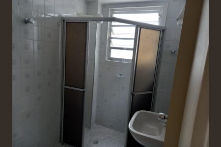 Banheiro de apartamento à venda com 1 quarto, 57m² em Jardim Paulista, São Paulo