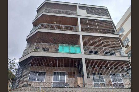 Apartamento à venda com 78m², 2 quartos e 1 vaga