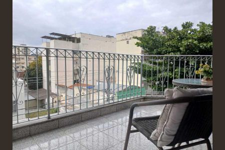 Apartamento à venda com 78m², 2 quartos e 1 vaga