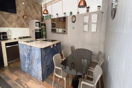 Casa à venda com 300m², 3 quartos e 2 vagas