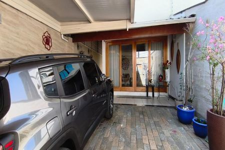 Casa à venda com 300m², 3 quartos e 2 vagas