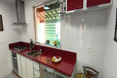 Casa à venda com 300m², 3 quartos e 2 vagas