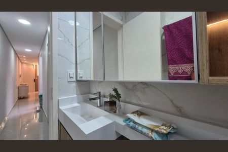 Apartamento à venda com 55m², 2 quartos e 1 vaga Apartamento à venda com 55m², 2 quartos e 1 vagaBanheiro