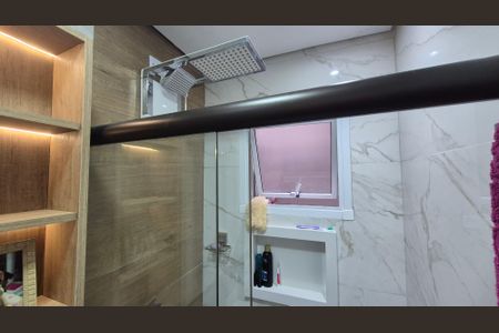 Apartamento à venda com 55m², 2 quartos e 1 vaga Apartamento à venda com 55m², 2 quartos e 1 vagaBanheiro