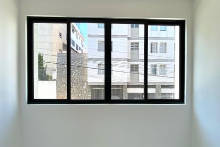 Janela da Sala de apartamento para alugar com 2 quartos, 102m² em Alto Barroca, Belo Horizonte