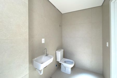 Apartamento à venda com 102m², 2 quartos e 2 vagasBanheiro da Suíte 