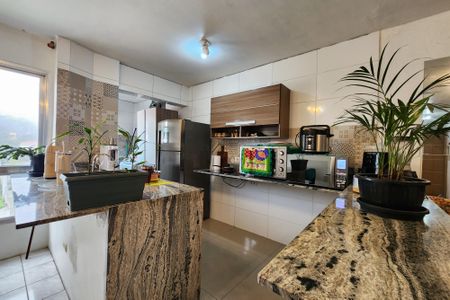 Apartamento à venda com 64295m², 2 quartos e 1 vaga Apartamento à venda com 64295m², 2 quartos e 1 vagaCozinha