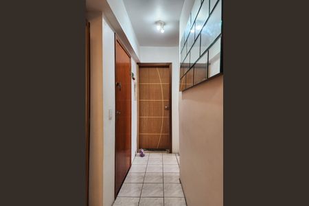 Apartamento à venda com 64295m², 2 quartos e 1 vaga Apartamento à venda com 64295m², 2 quartos e 1 vagaCorredor