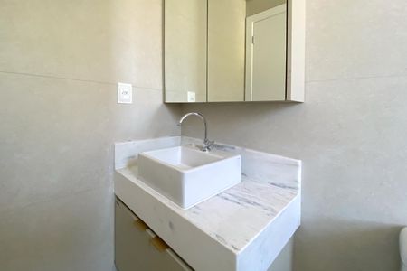 Apartamento à venda com 62m², 2 quartos e 2 vagasBanheiro da Suíte 1