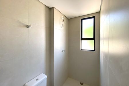 Apartamento à venda com 59m², 2 quartos e 1 vaga Apartamento à venda com 59m², 2 quartos e 1 vagaBanheiro da Suíte 1