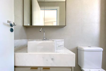 Apartamento à venda com 59m², 2 quartos e 1 vaga Apartamento à venda com 59m², 2 quartos e 1 vagaBanheiro da Suíte 1