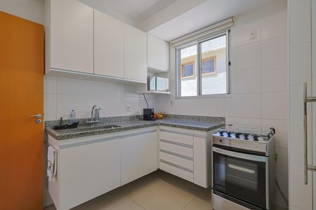 Apartamento à venda com 65m², 2 quartos e 2 vagas Apartamento à venda com 65m², 2 quartos e 2 vagasCozinha