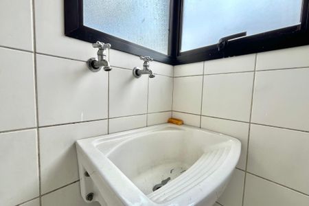 Apartamento à venda com 35m², 1 quarto e 1 vaga Apartamento à venda com 35m², 1 quarto e 1 vagaÁrea de Serviço