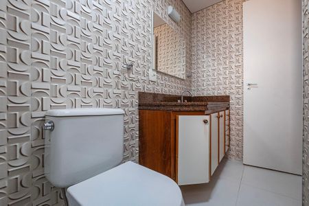 Apartamento à venda com 69m², 2 quartos e 2 vagas Apartamento à venda com 69m², 2 quartos e 2 vagasBanheiro da Suíte