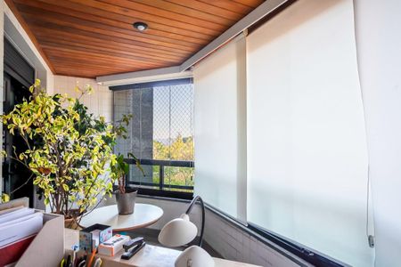 Apartamento à venda com 359m², 3 quartos e 5 vagas