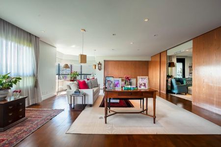 Apartamento à venda com 359m², 3 quartos e 5 vagas