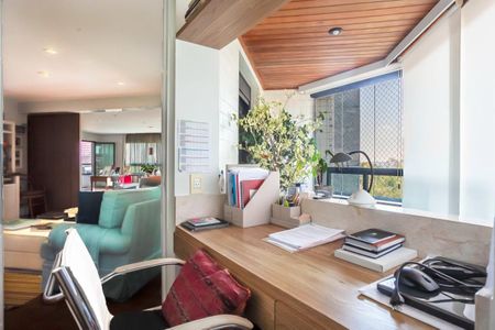 Apartamento à venda com 359m², 3 quartos e 5 vagas