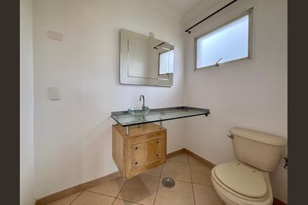Apartamento à venda com 376m², 3 quartos e 4 vagas Apartamento à venda com 376m², 3 quartos e 4 vagasLavabo
