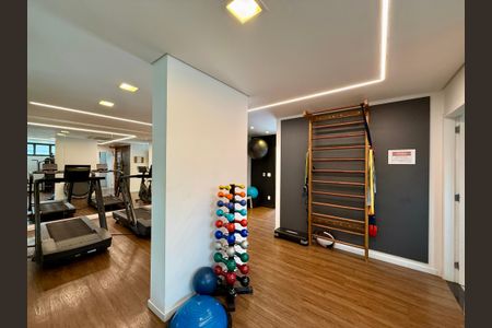 Apartamento à venda com 376m², 3 quartos e 4 vagas Apartamento à venda com 376m², 3 quartos e 4 vagasÁrea Comum - Academia