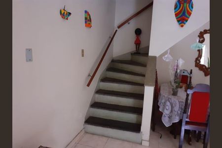 Casa à venda com 120m², 2 quartos e 1 vaga