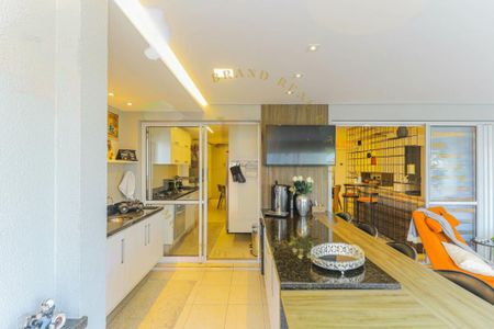 Apartamento à venda com 195m², 3 quartos e 3 vagas