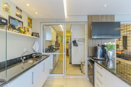 Apartamento à venda com 195m², 3 quartos e 3 vagas